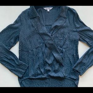 BB Dakota Blue printed blouse